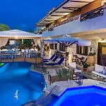 Dante\'S Maisonettes