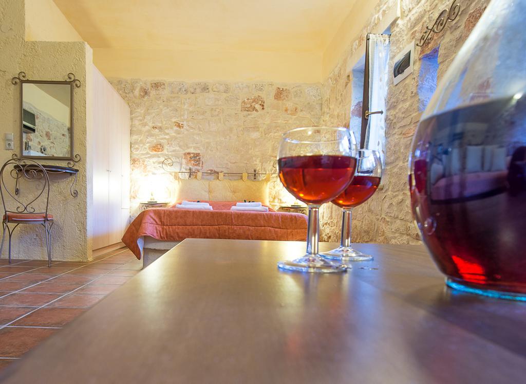 Dante's Maisonettes